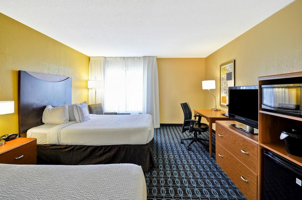 Fairfield Inn & Suites By Marriott Atlanta Vinings/Galleria Smyrna Buitenkant foto
