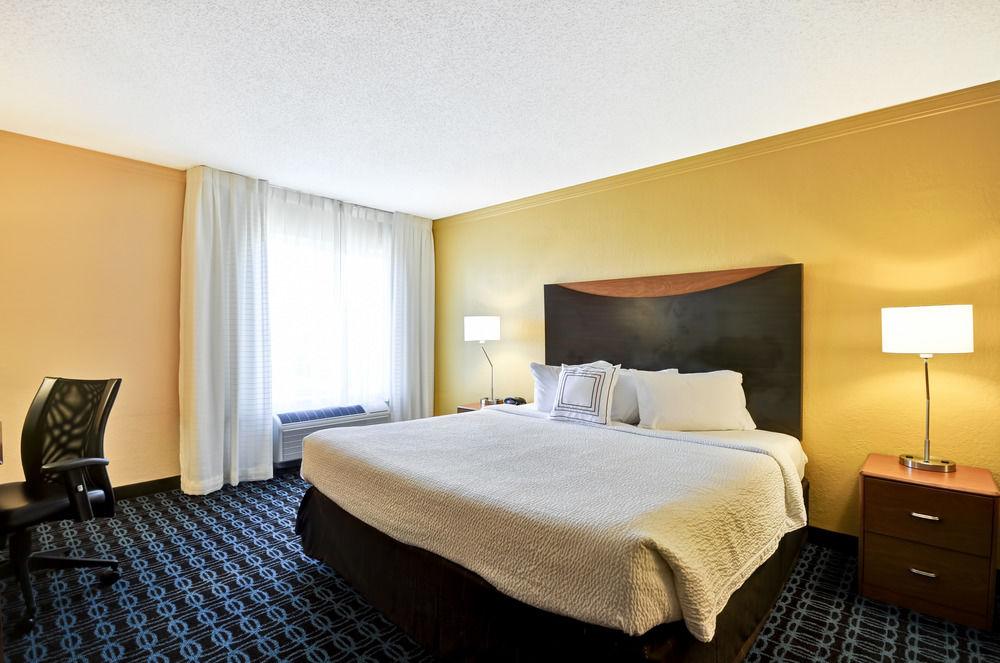 Fairfield Inn & Suites By Marriott Atlanta Vinings/Galleria Smyrna Buitenkant foto