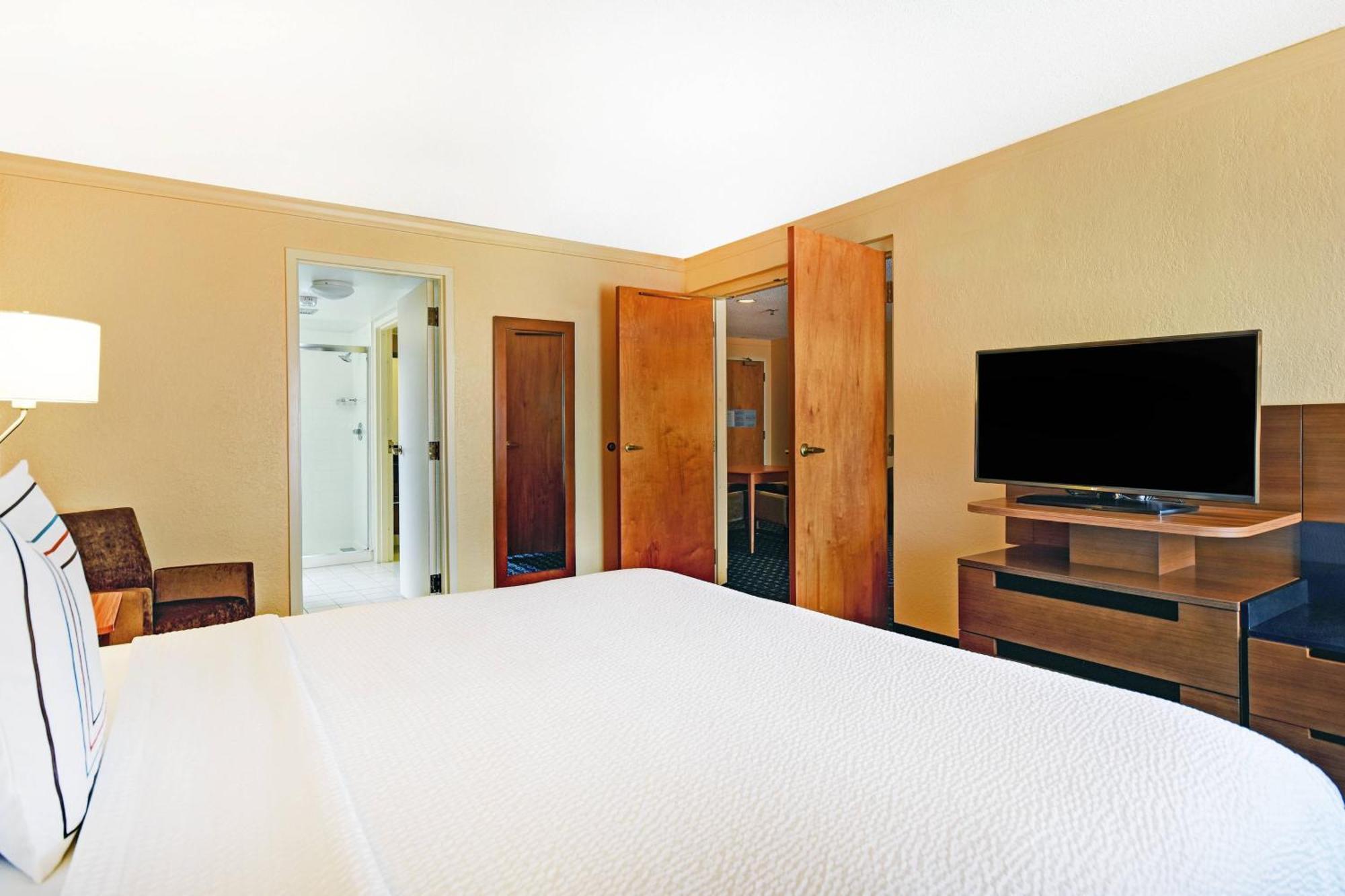 Fairfield Inn & Suites By Marriott Atlanta Vinings/Galleria Smyrna Buitenkant foto